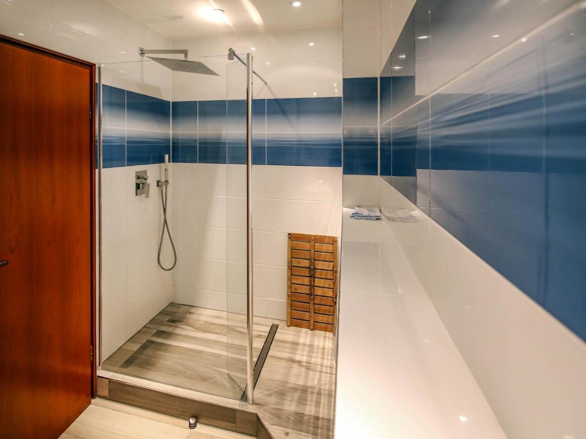 Strandvillen - Mit 2 Schlafzimmern Und Balkon Sv 756 * Ostseebad Binz